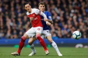 金年会官网-关于阿森纳击败埃弗顿，谁与争锋争夺前四的信息