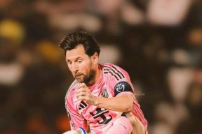 金年会平台-包含梅西入选最佳队伍历时两个月剔除大巨星的词条