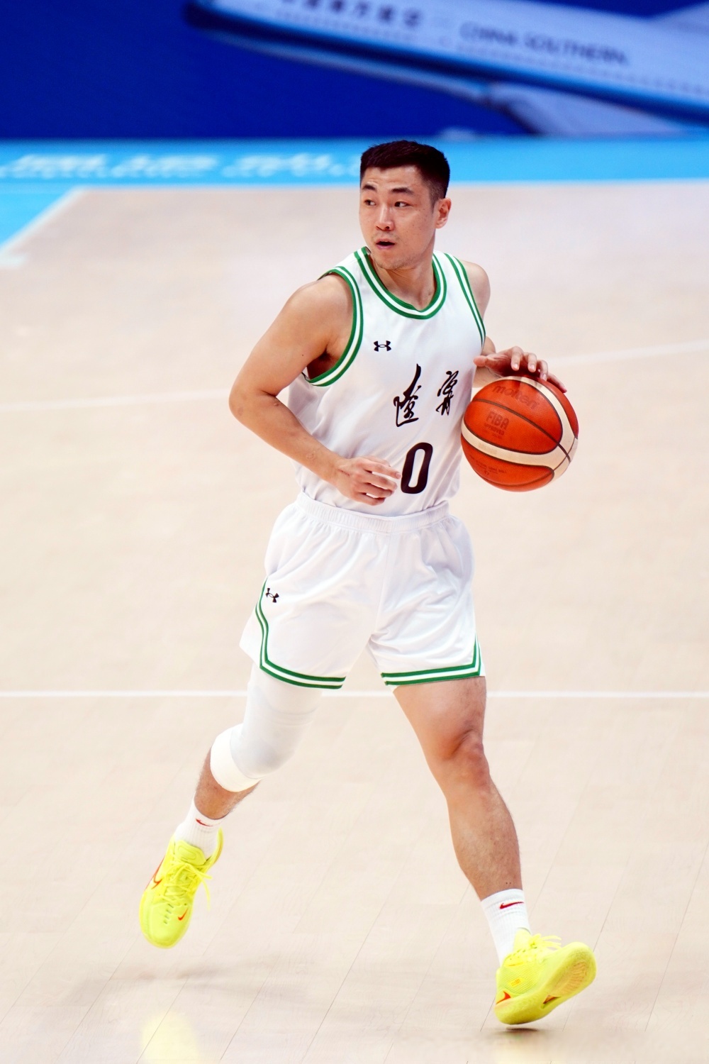 包含奥运会男子篮球预选赛：新鲜血液加入球队的词条