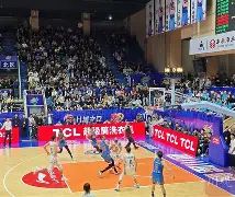 关于四川男篮遭遇惨败，球队前景蒙上阴影的信息